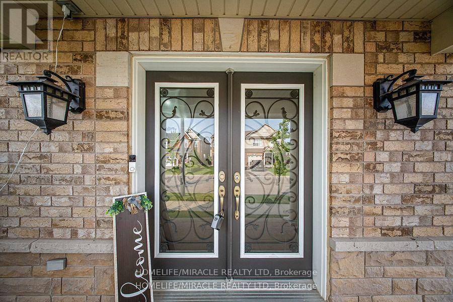 Milton (co Coates), ON L9T0L5,949 ZELINSKY CRESCENT
