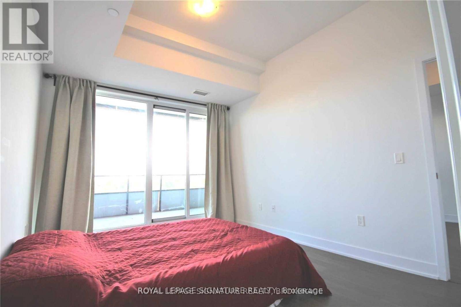Toronto (mimico), ON M8V0C7,20 Shore Breeze DR #310