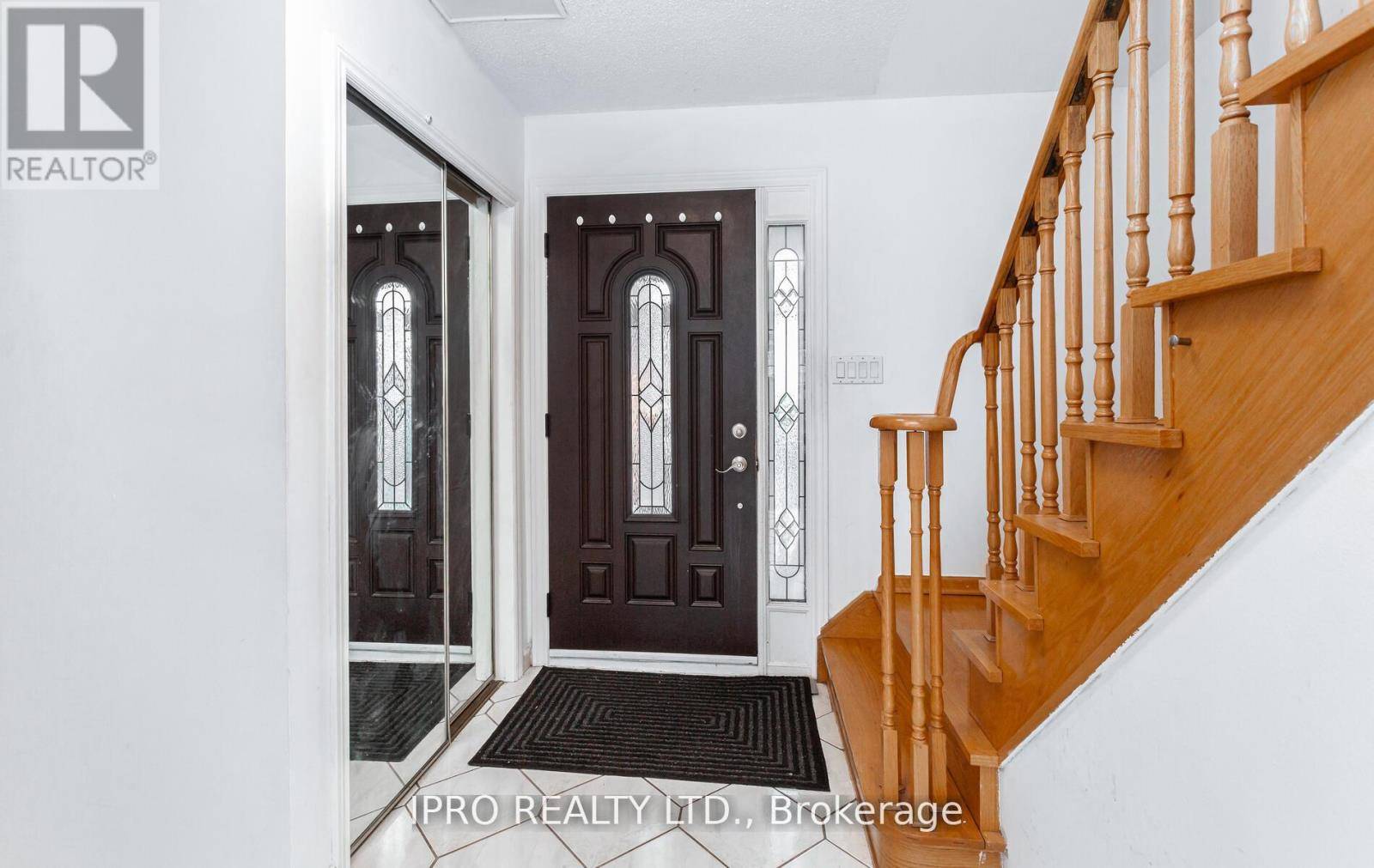 Brampton (madoc), ON L6V3V9,353 RUTHERFORD ROAD N