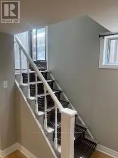 Mississauga (erindale), ON L5C2G6,3548 QUEENSTON DRIVE