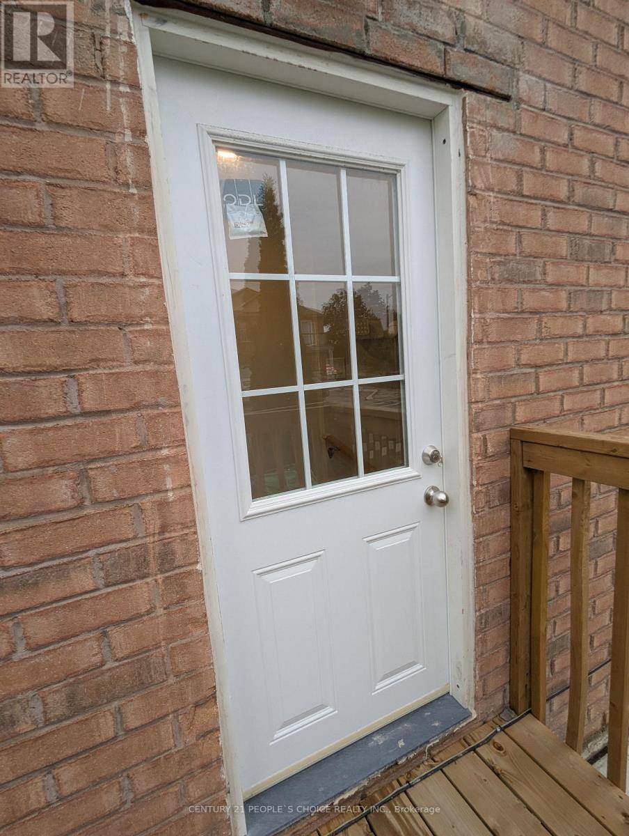 Brampton (fletcher's Meadow), ON L6X4Z1,2 Ozner CT #Basement