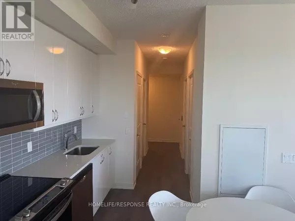 Toronto (mimico), ON M8V0G9,38 ANNIE CRAIG DR #1511