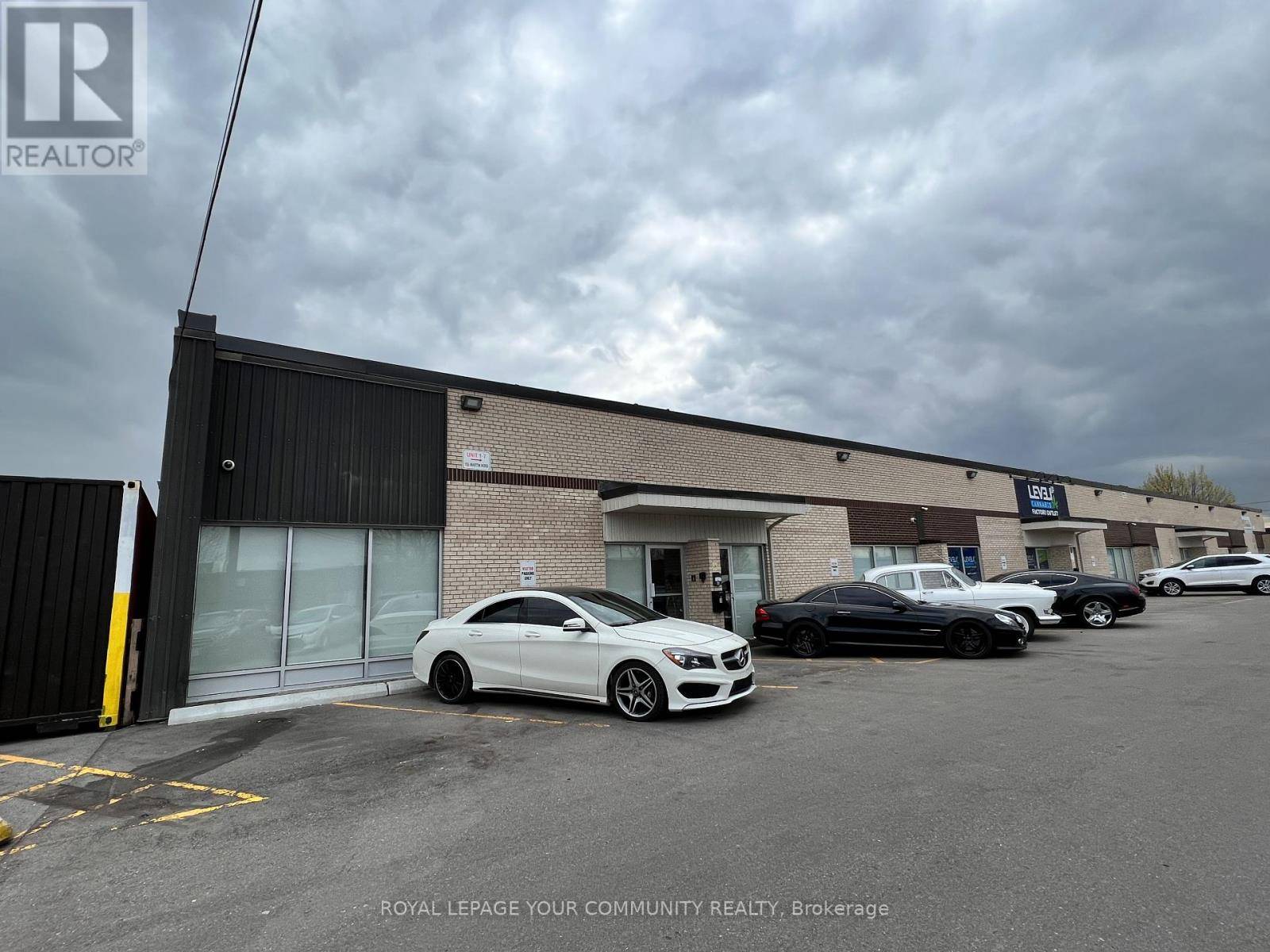 155 Martin Ross AVE #1, Toronto (york University Heights), ON M3J2L9