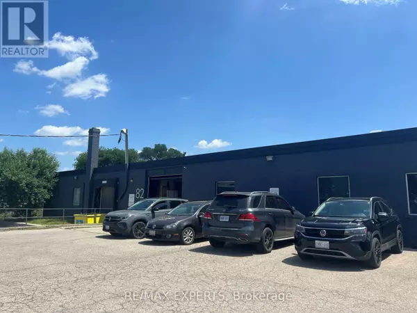 Toronto (beechborough-greenbrook), ON M6M4L7,82 INDUSTRY STREET