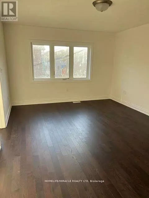Brampton (brampton West), ON L7A5J7,15 BUSHWOOD TRAIL