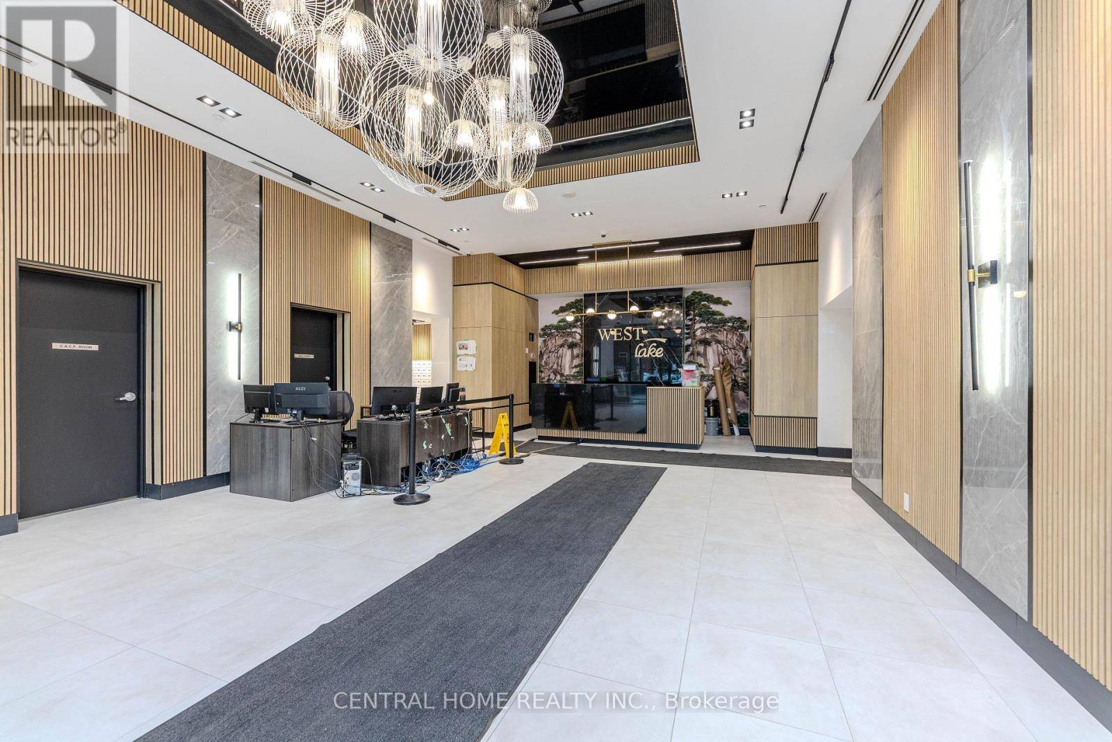 Toronto (mimico), ON M8V0C1,2220 Lake Shore BLVD West #607