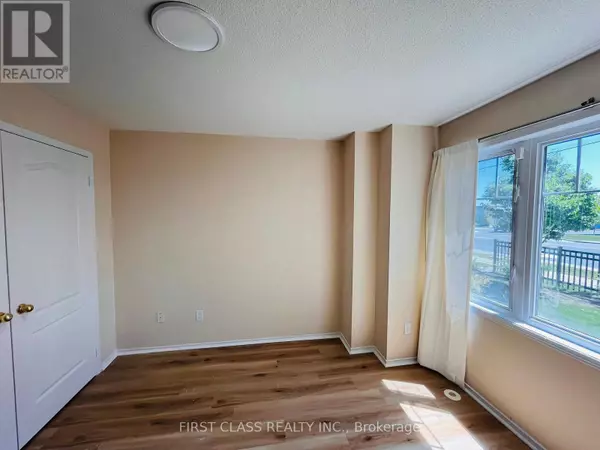 Mississauga (churchill Meadows), ON L5M0E7,3985 Eglinton AVE West #20