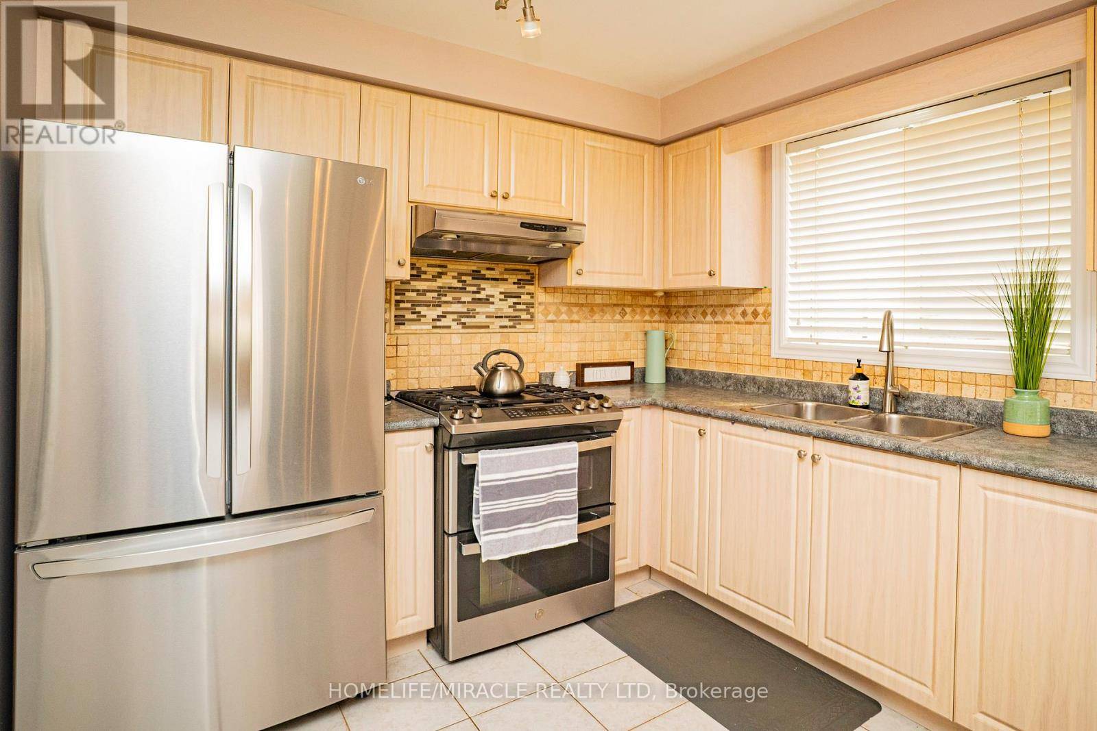 Caledon (bolton East), ON L7E2J9,44 EDGAR ROAD