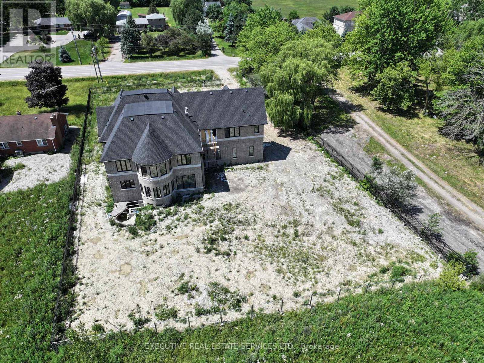 Caledon, ON L7C2X9,15267 AIRPORT ROAD