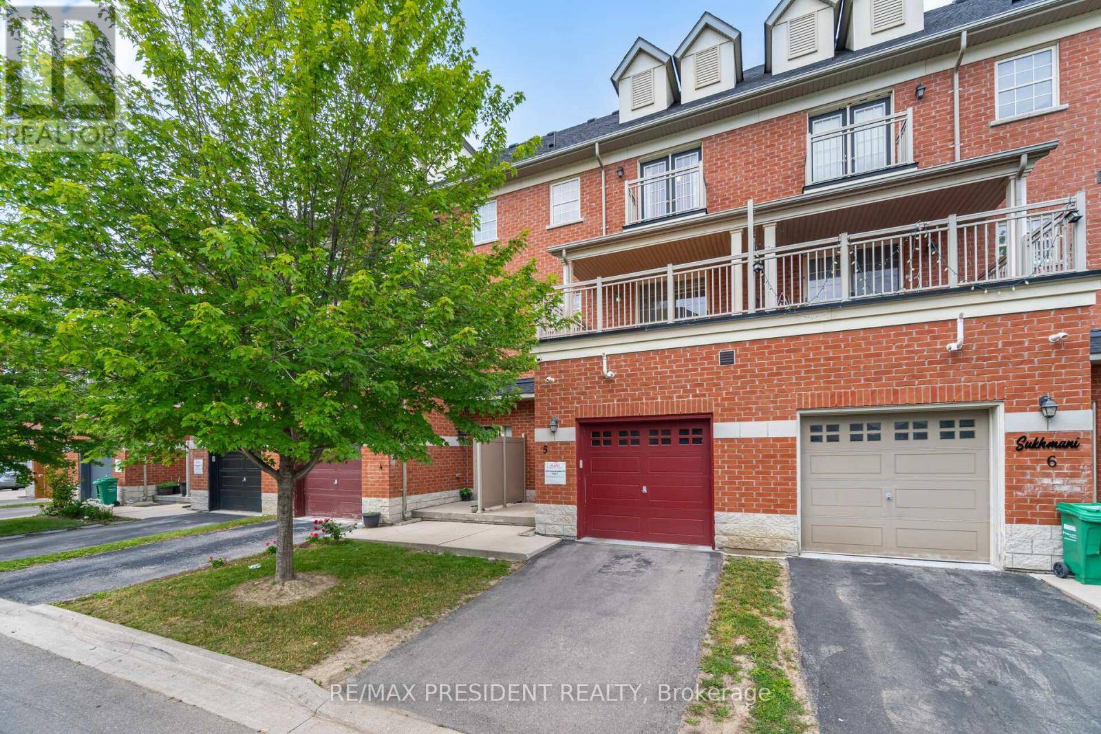 2530 COUNTRYSIDE DRIVE, Brampton (sandringham-wellington North), ON L6R3T4