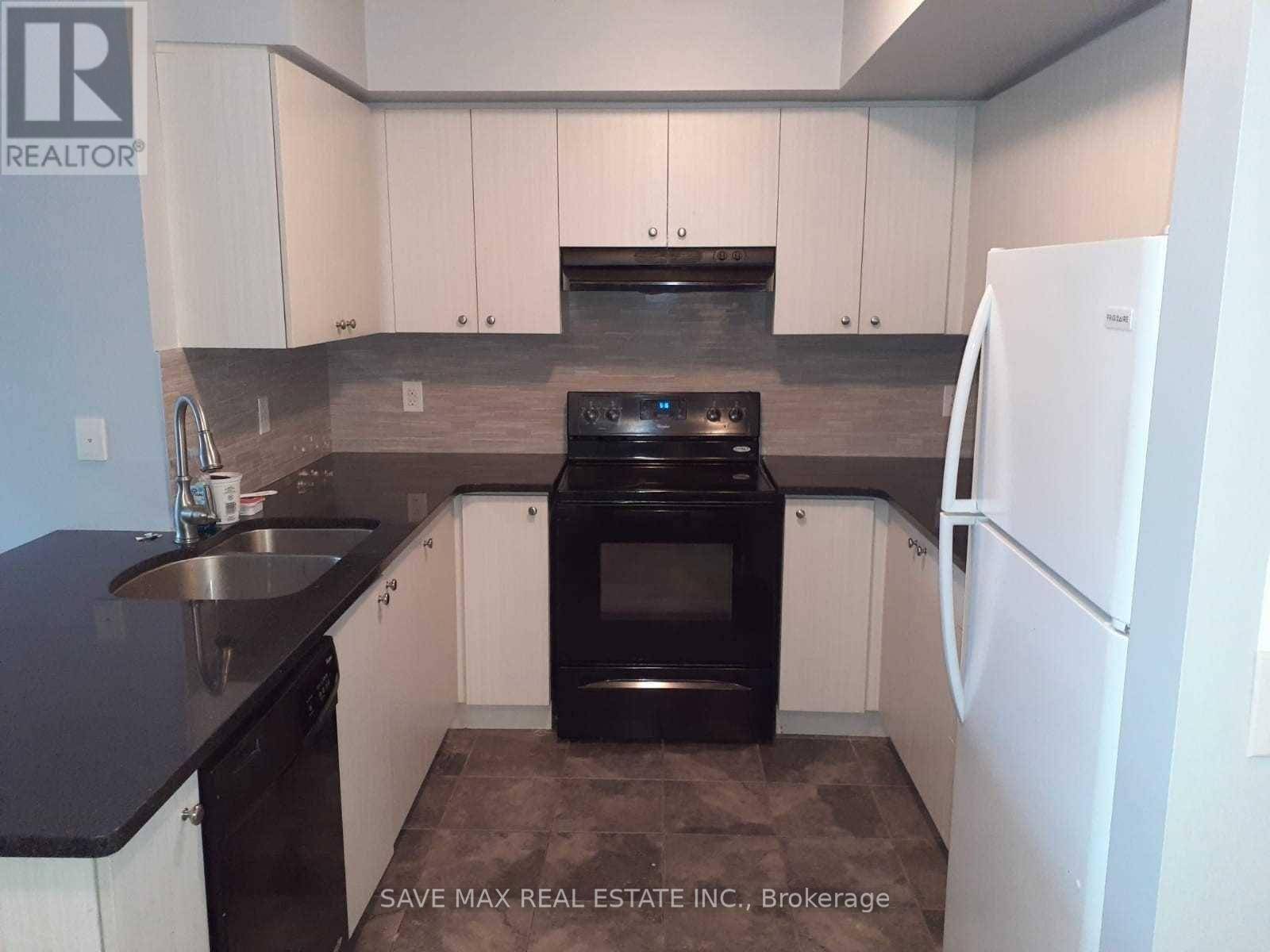 Brampton (northwest Brampton), ON L7A0Z5,70 Baycliffe CRES #207
