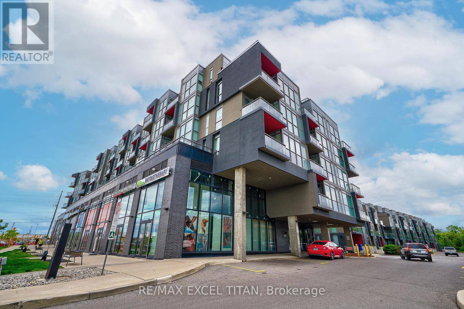 5220 Dundas ST #D413, Burlington (orchard), ON L7L0J4