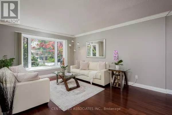 Mississauga (clarkson), ON L5J4H2,2475 POPLAR CRESCENT
