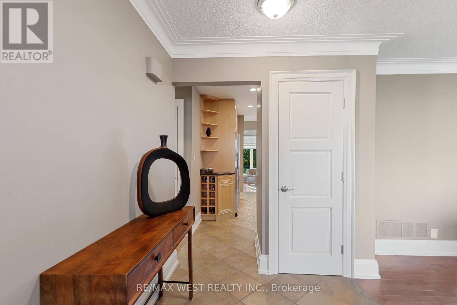 Caledon (bolton West), ON L7E4V3,81 WILLIAM STREET
