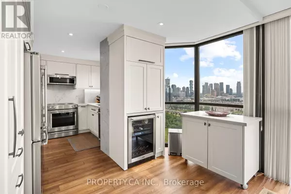 Mississauga (city Centre), ON L4Z1W3,4235 Sherwoodtowne BLVD #1808