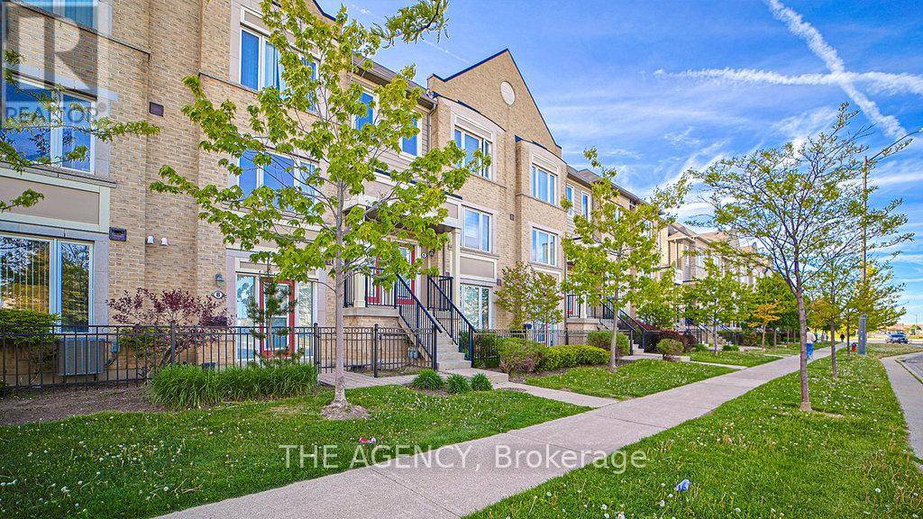 Mississauga (central Erin Mills), ON L5M0S3,2895 Hazelton PL #7