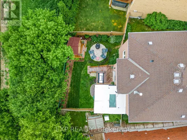 Orangeville, ON L9W4W3,184 HOWARD CRESCENT