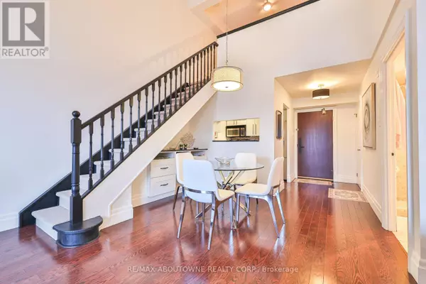 185 Robinson ST #404, Oakville (oo Old Oakville), ON L6J7P6