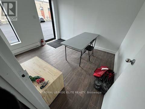 Oakville (br Bronte), ON L6L2X4,1244 Speers RD #Unit 8