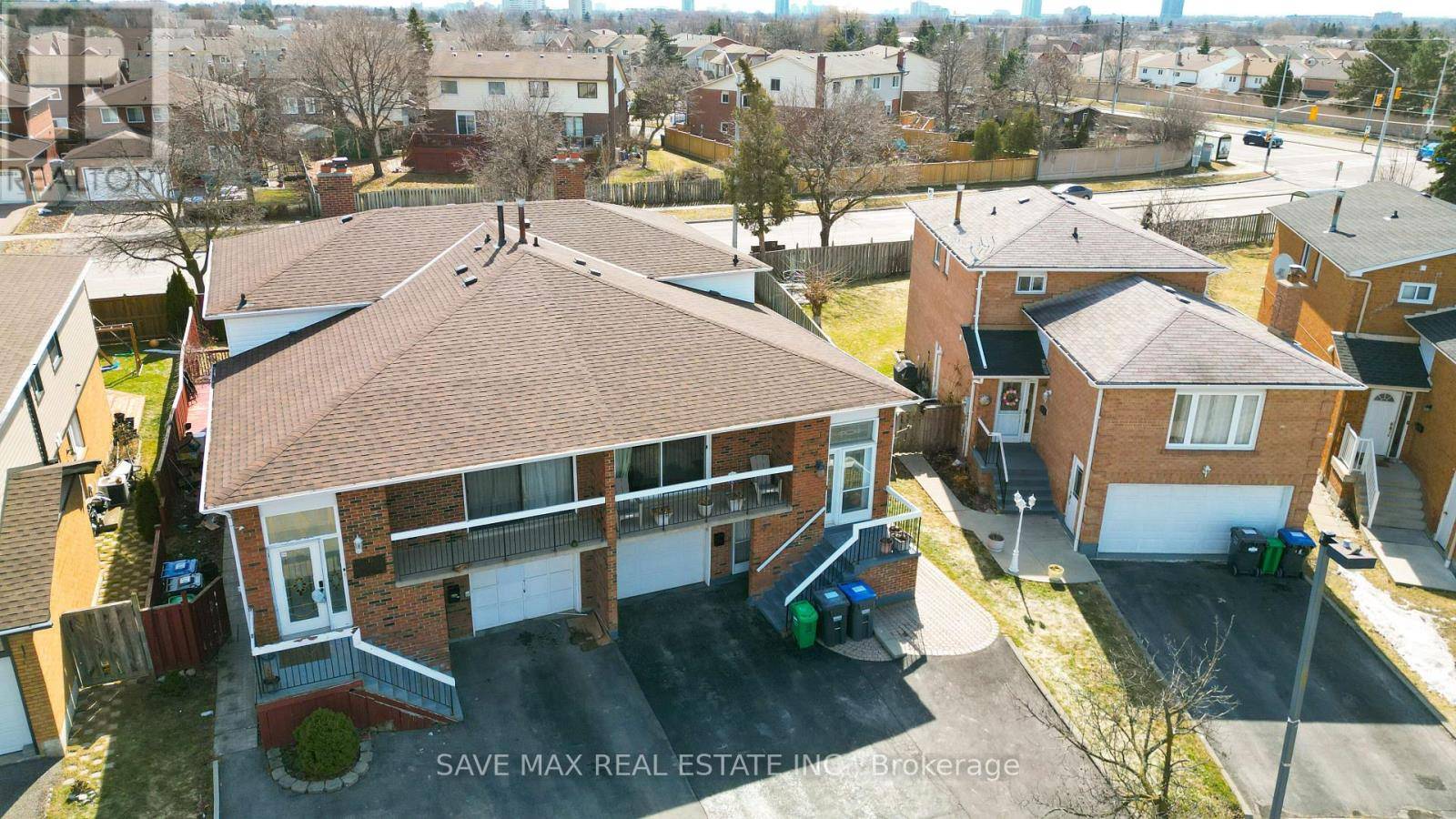 Brampton (madoc), ON L6V3R1,12 HISTON CRESCENT