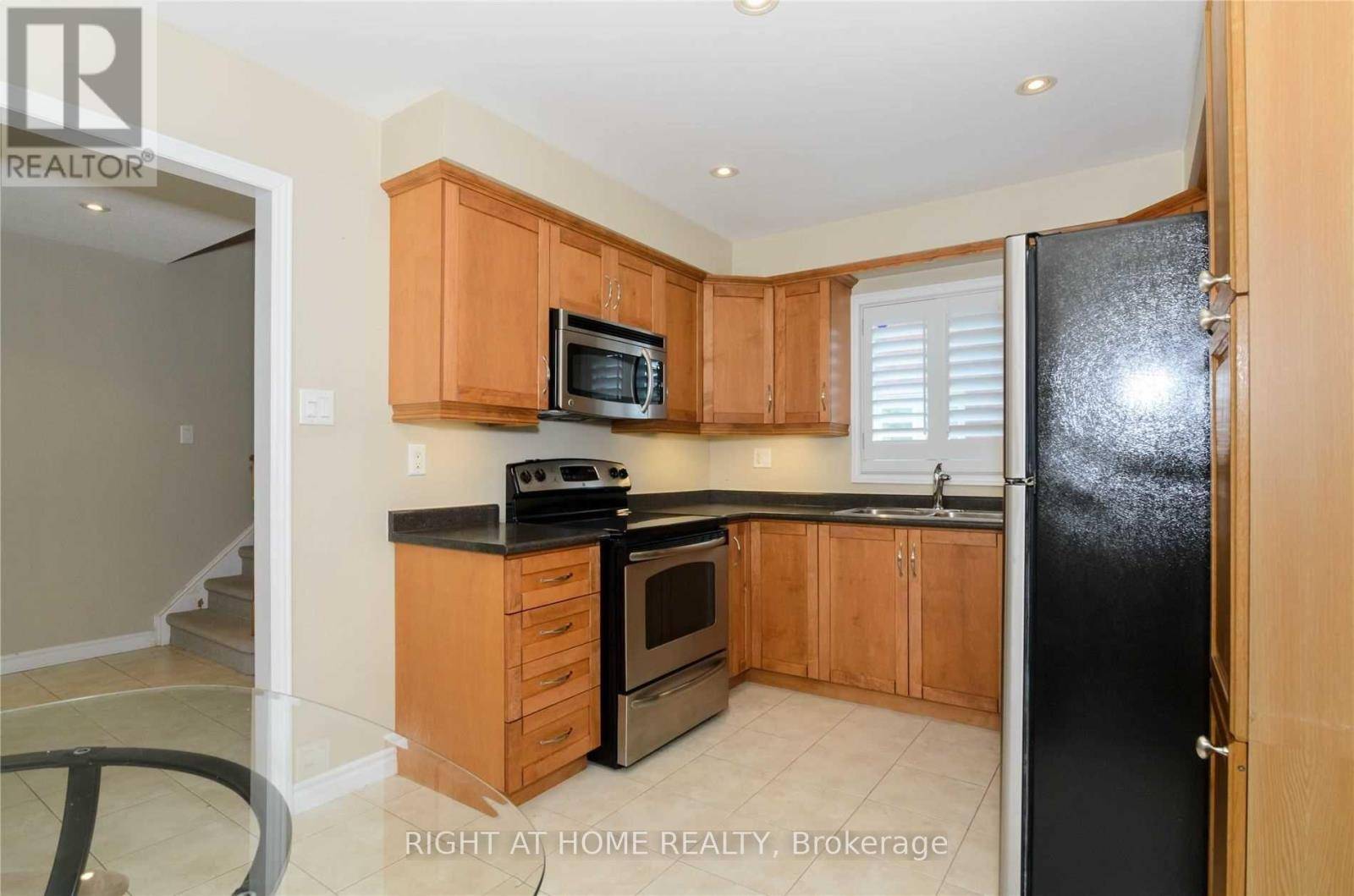 Mississauga (meadowvale), ON L5N6K7,7260 SEABREEZE DRIVE