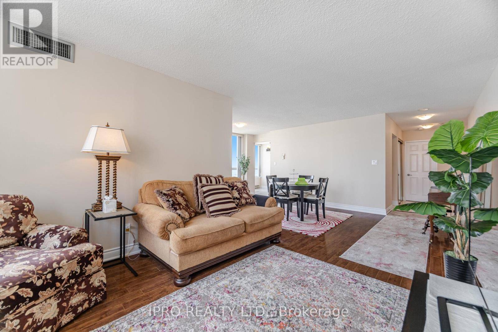 Mississauga (city Centre), ON L5B3J4,3605 Kariya DR #1603