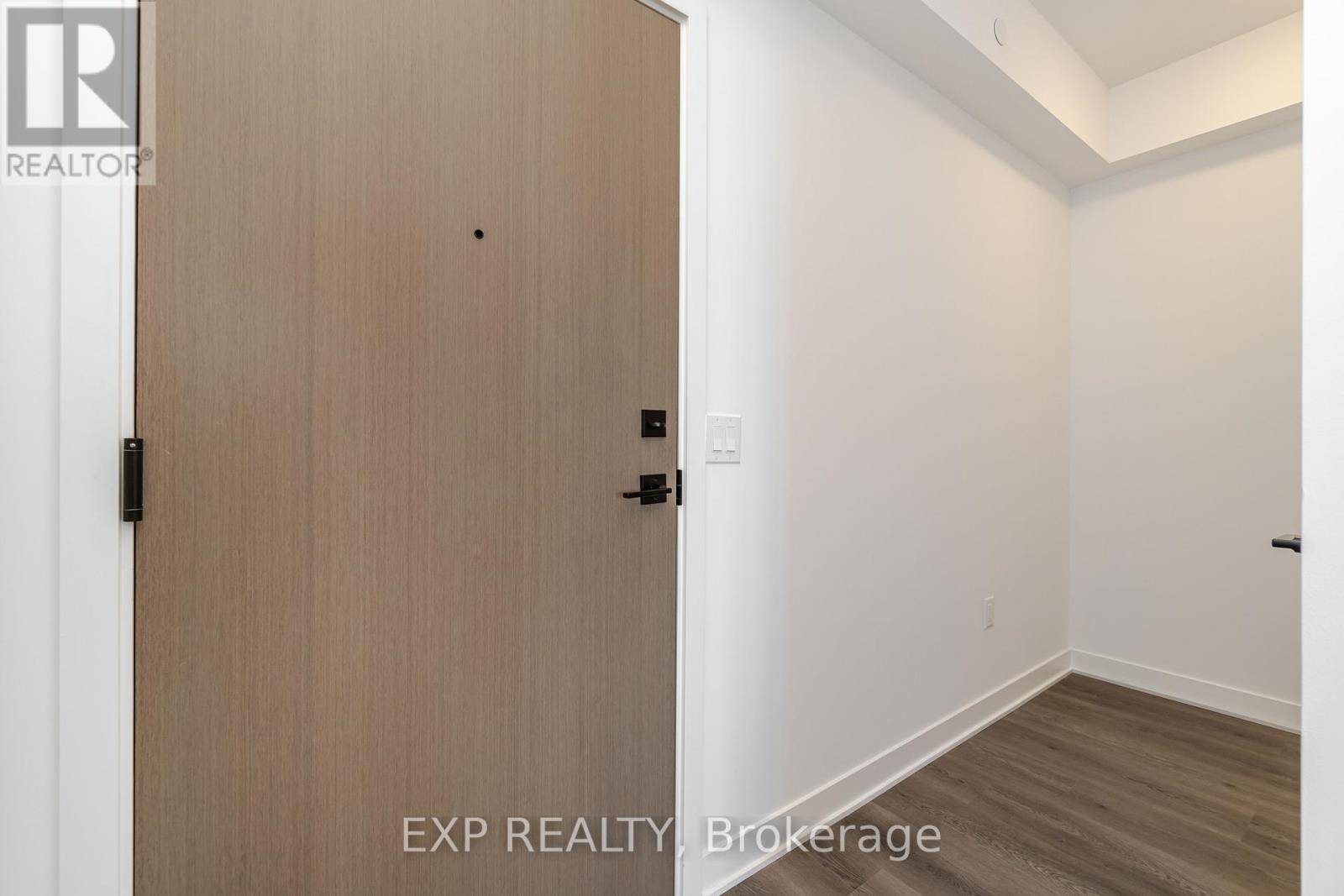 Toronto (islington-city Centre West), ON M8Z4Z7,36 Zorra ST #1805