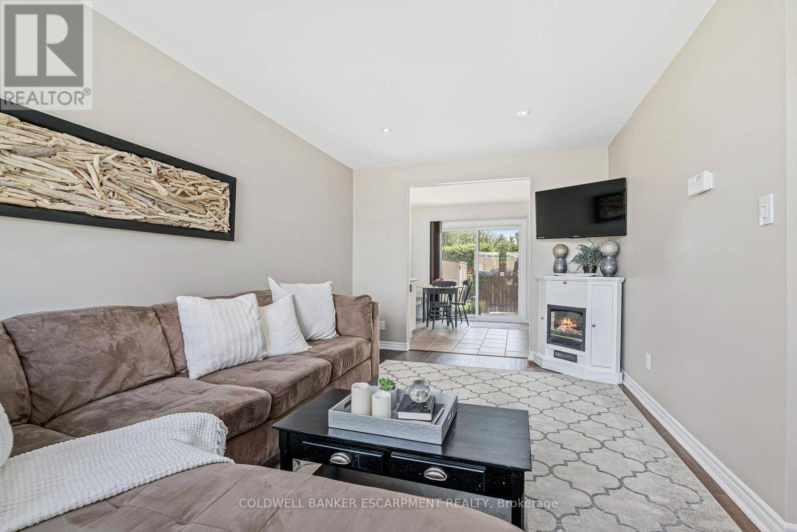 Halton Hills (georgetown), ON L7G4K3,20 Mountainview RD South #27