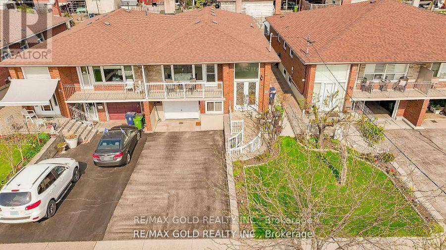 59 SEACLIFF BOULEVARD, Toronto (humber Summit), ON M9L2G7