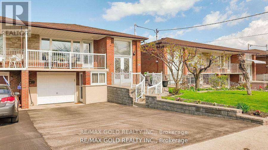 Toronto (humber Summit), ON M9L2G7,59 SEACLIFF BOULEVARD