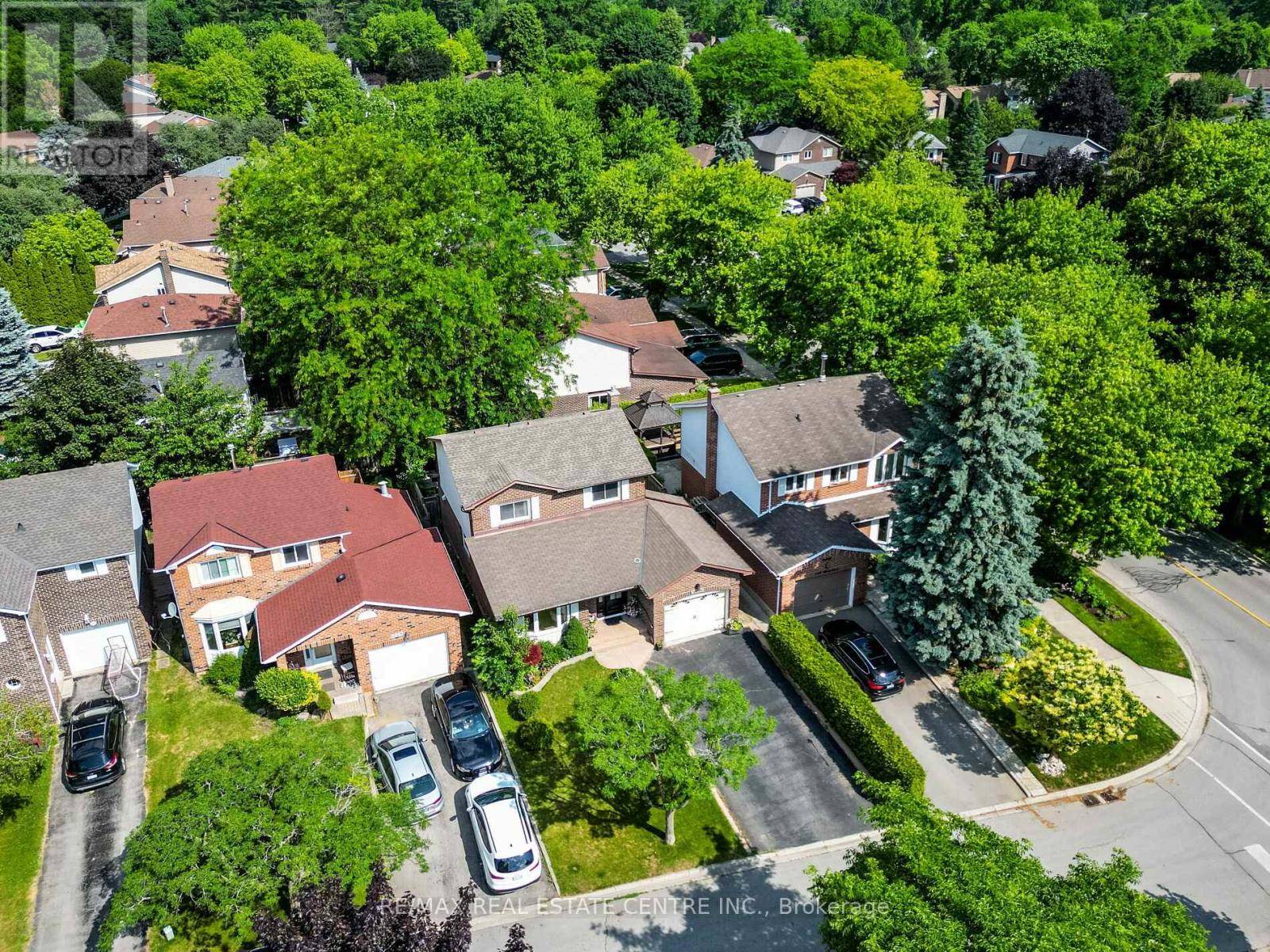 Oakville (br Bronte), ON L6L5S9,3255 ULMAN ROAD