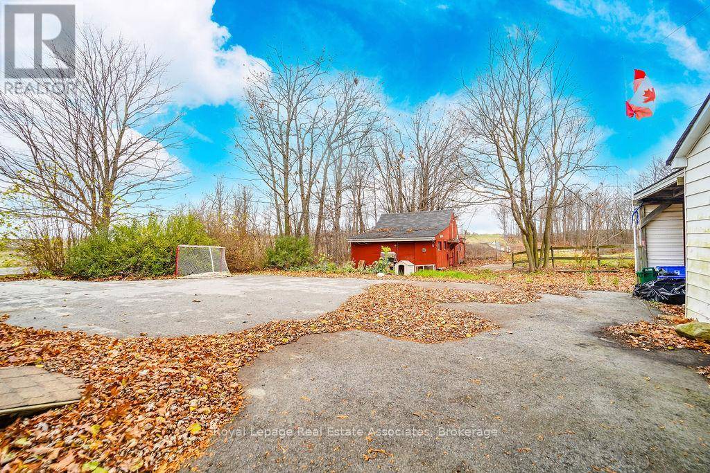 Oakville (oa Rural Oakville), ON L6M4H2,3364 BURNHAMTHORPE ROAD W