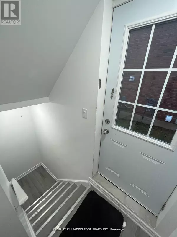 Brampton (fletcher's Meadow), ON L7A2Y3,11 Deforest DR #Lower