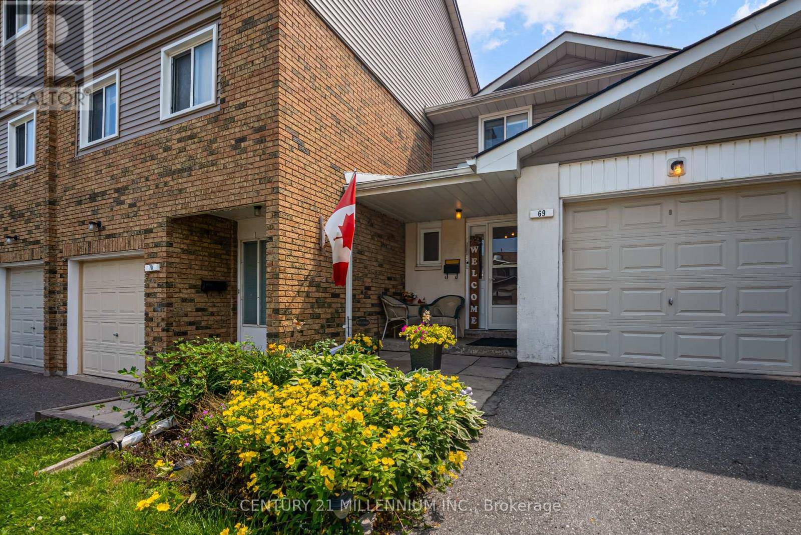 69 Carisbrooke CT #69, Brampton (central Park), ON L6S3K1