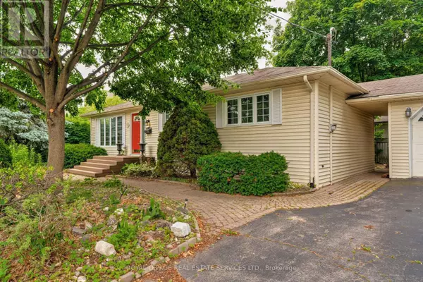 Oakville (mo Morrison), ON L6J2T4,478 AVON CRESCENT