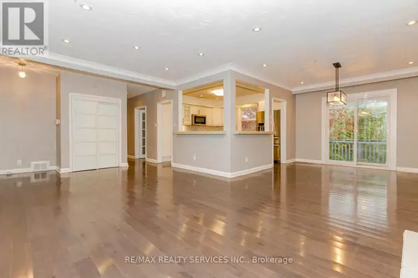 Mississauga (lorne Park), ON L5H3J7,1259 TWIN OAKS DELL DRIVE