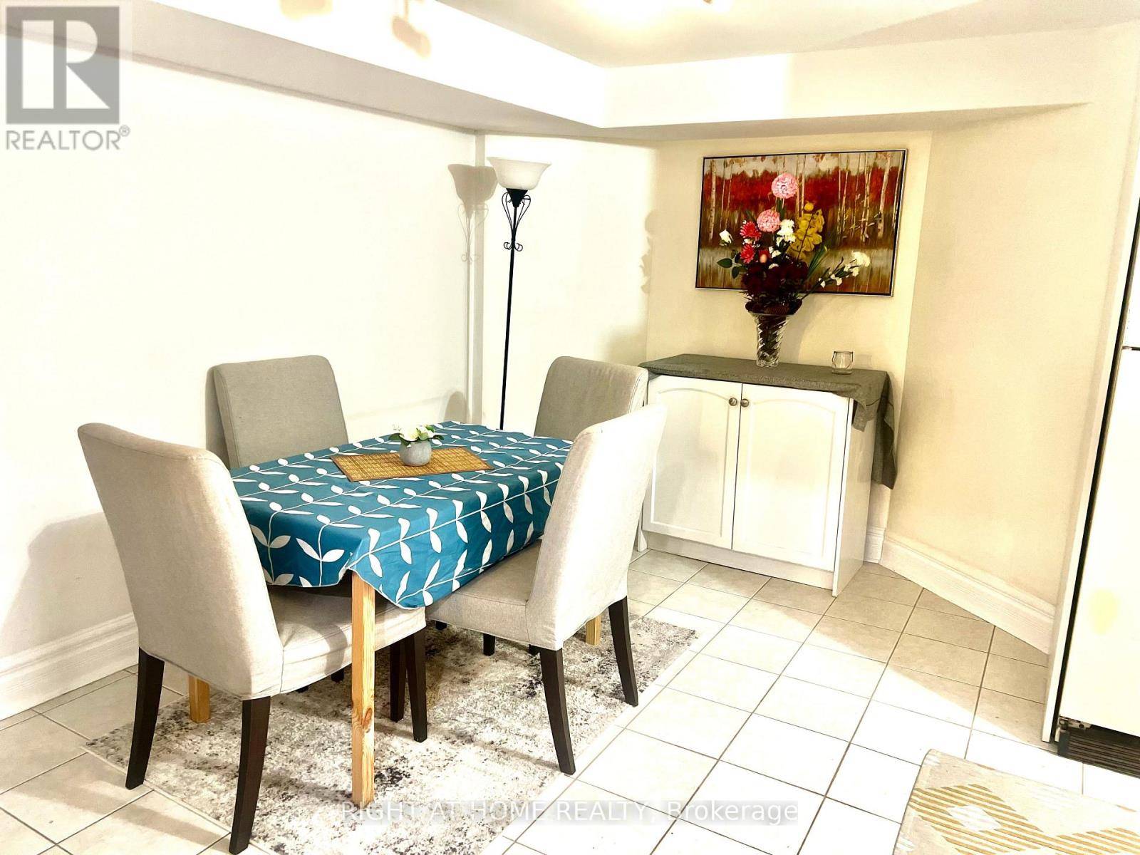 Mississauga (hurontario), ON L4Z2S2,289 LAURENTIAN AVENUE