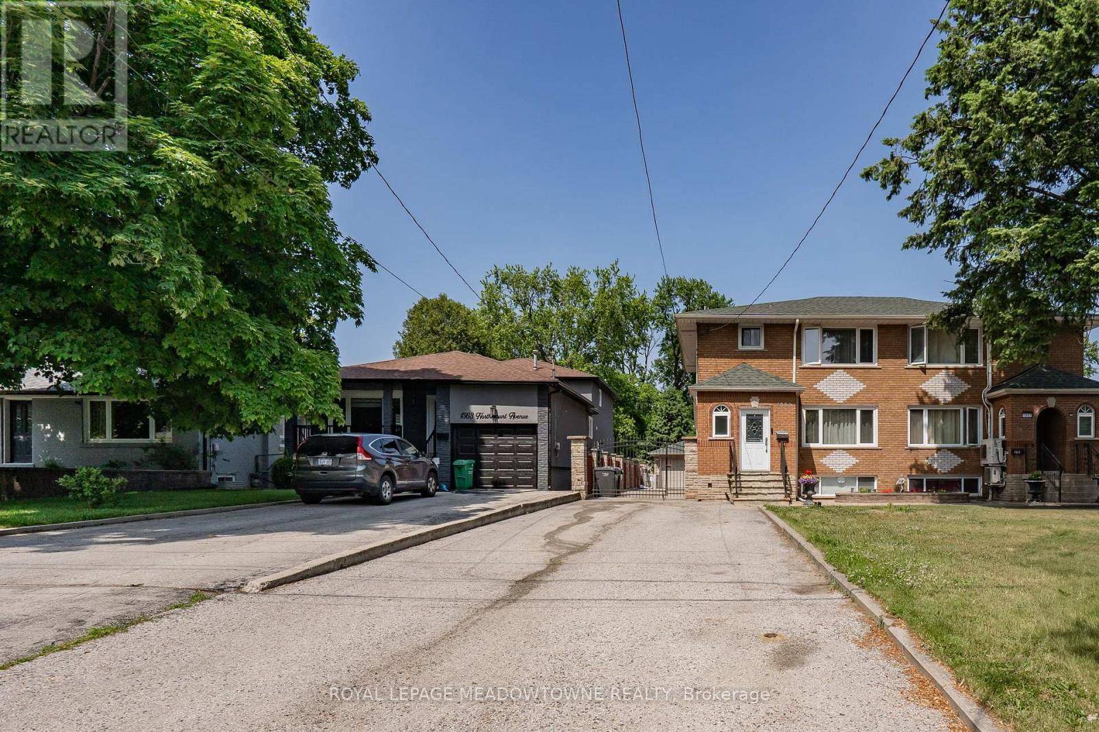 Mississauga (lakeview), ON L5E1Y9,1559 NORTHMOUNT AVENUE
