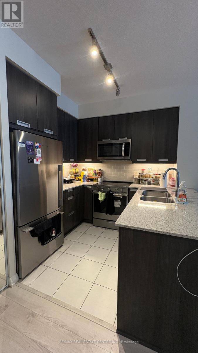 Mississauga (hurontario), ON L5R0E9,35 Watergarden DR #511