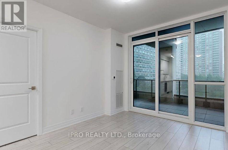 Mississauga (mississauga Valleys), ON L5A4C3,30 Elm DR West #301