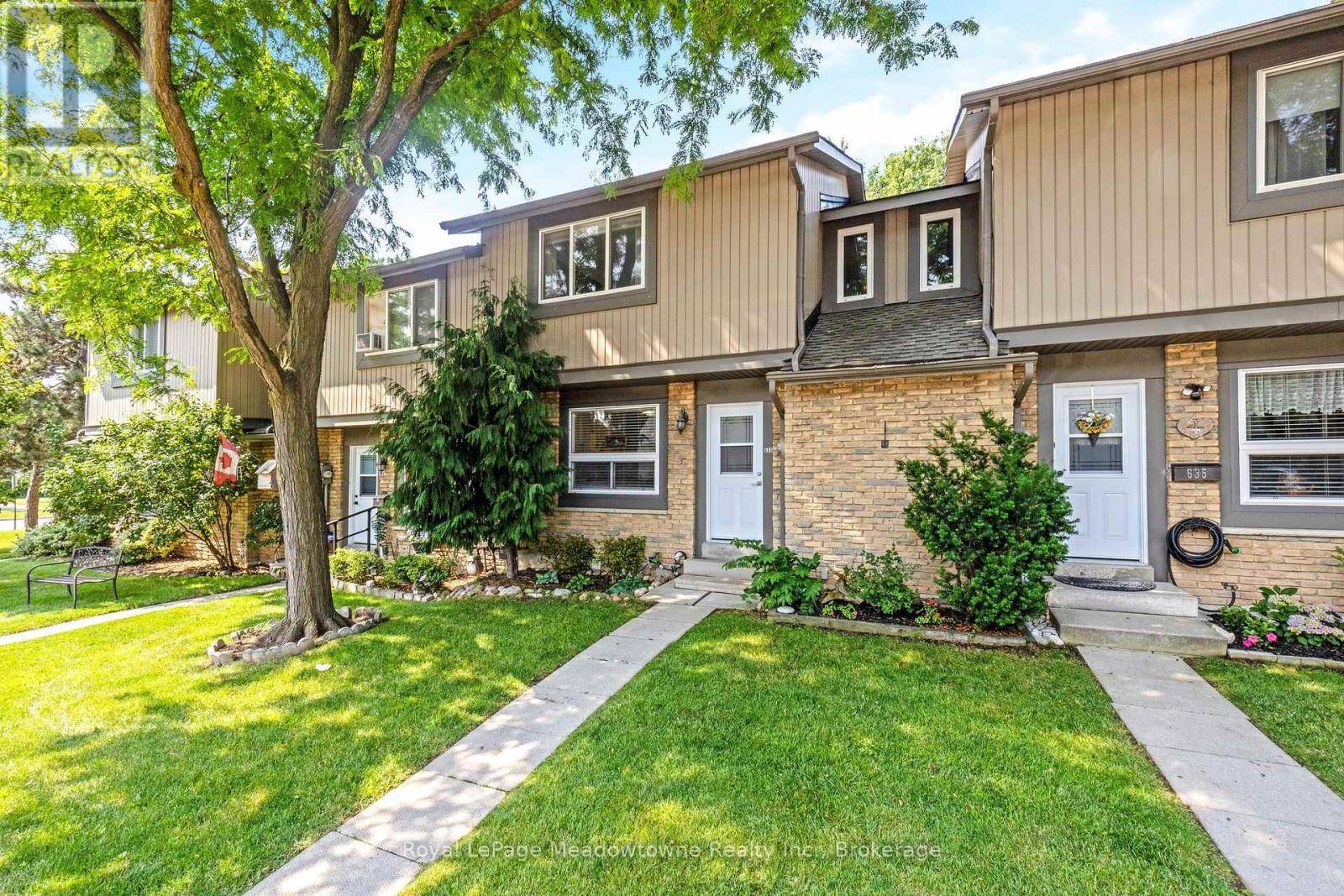 Milton (dp Dorset Park), ON L9T3K4,633 WOODWARD AVENUE