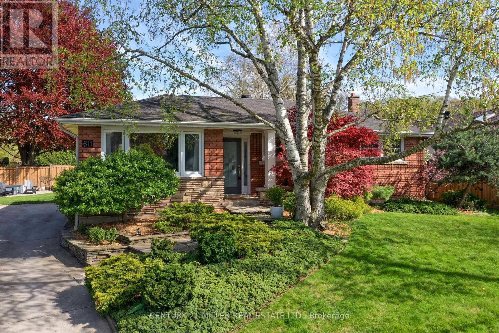 811 TEAL DRIVE, Burlington (lasalle), ON L7T2Y8