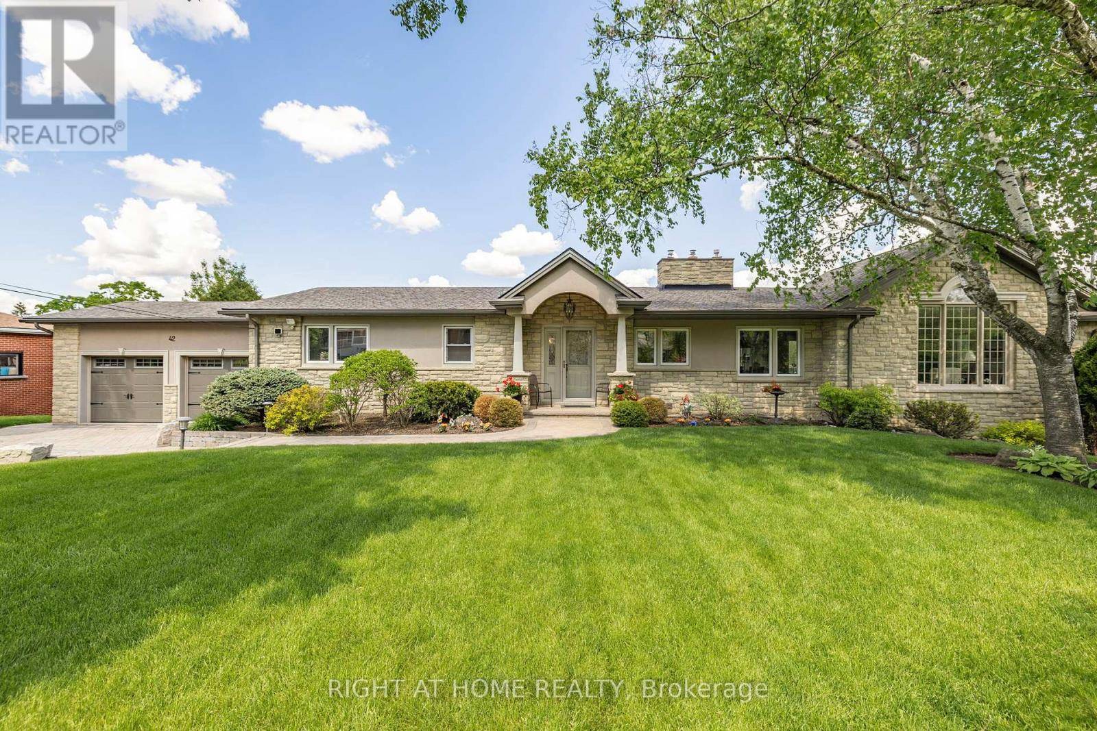42 VALLEYVIEW ROAD, Brampton (snelgrove), ON L6Z4P9
