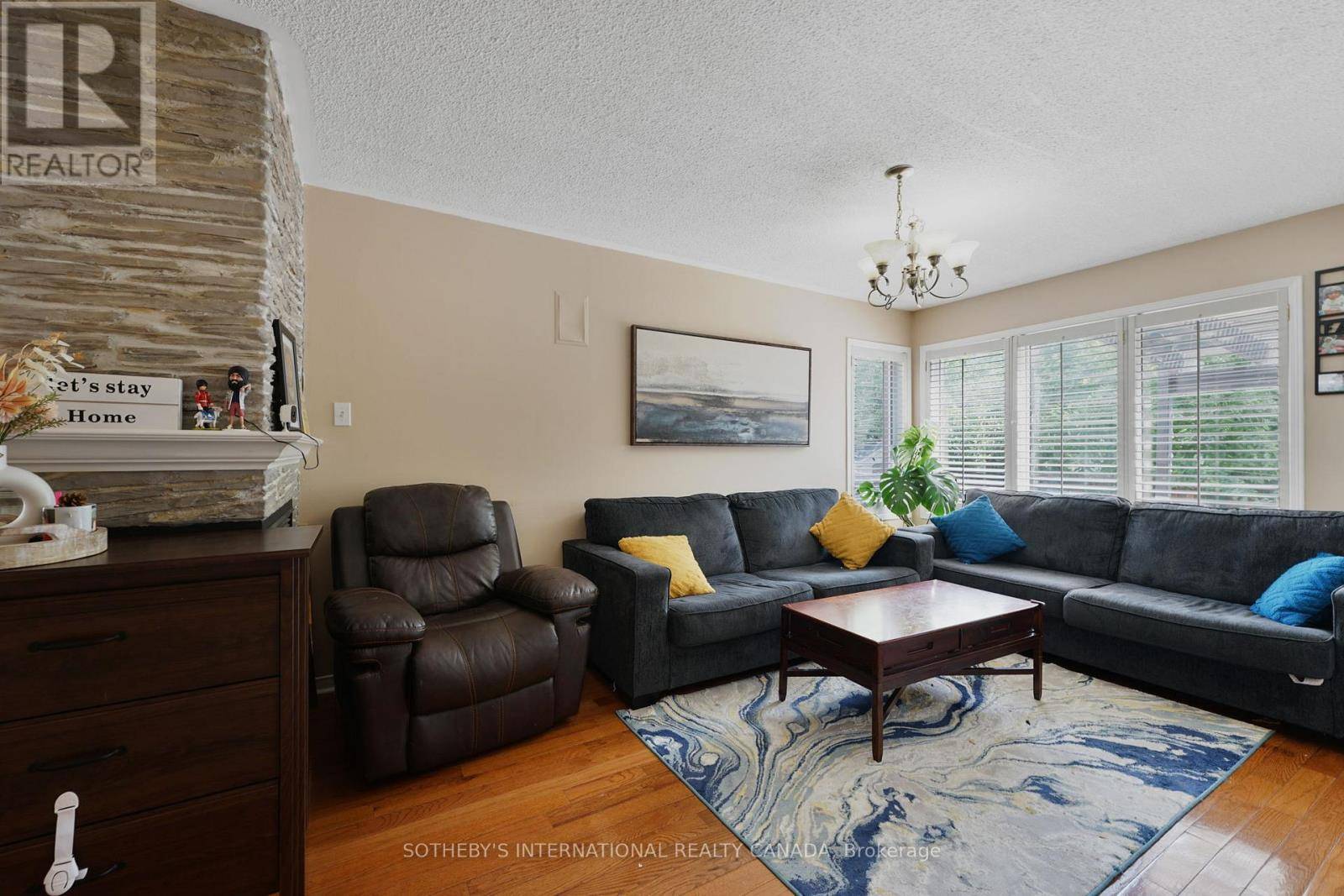 Mississauga (meadowvale Village), ON L5W1A8,836 GOLDEN FARMER WAY