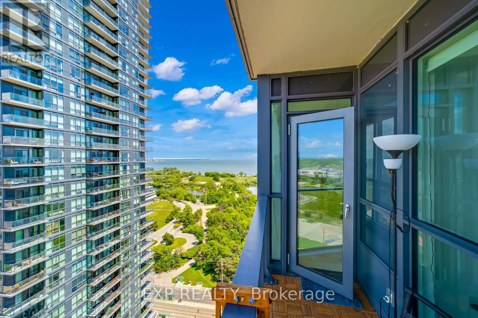 2212 Lake Shore BLVD West #2509, Toronto (mimico), ON M8V1A4