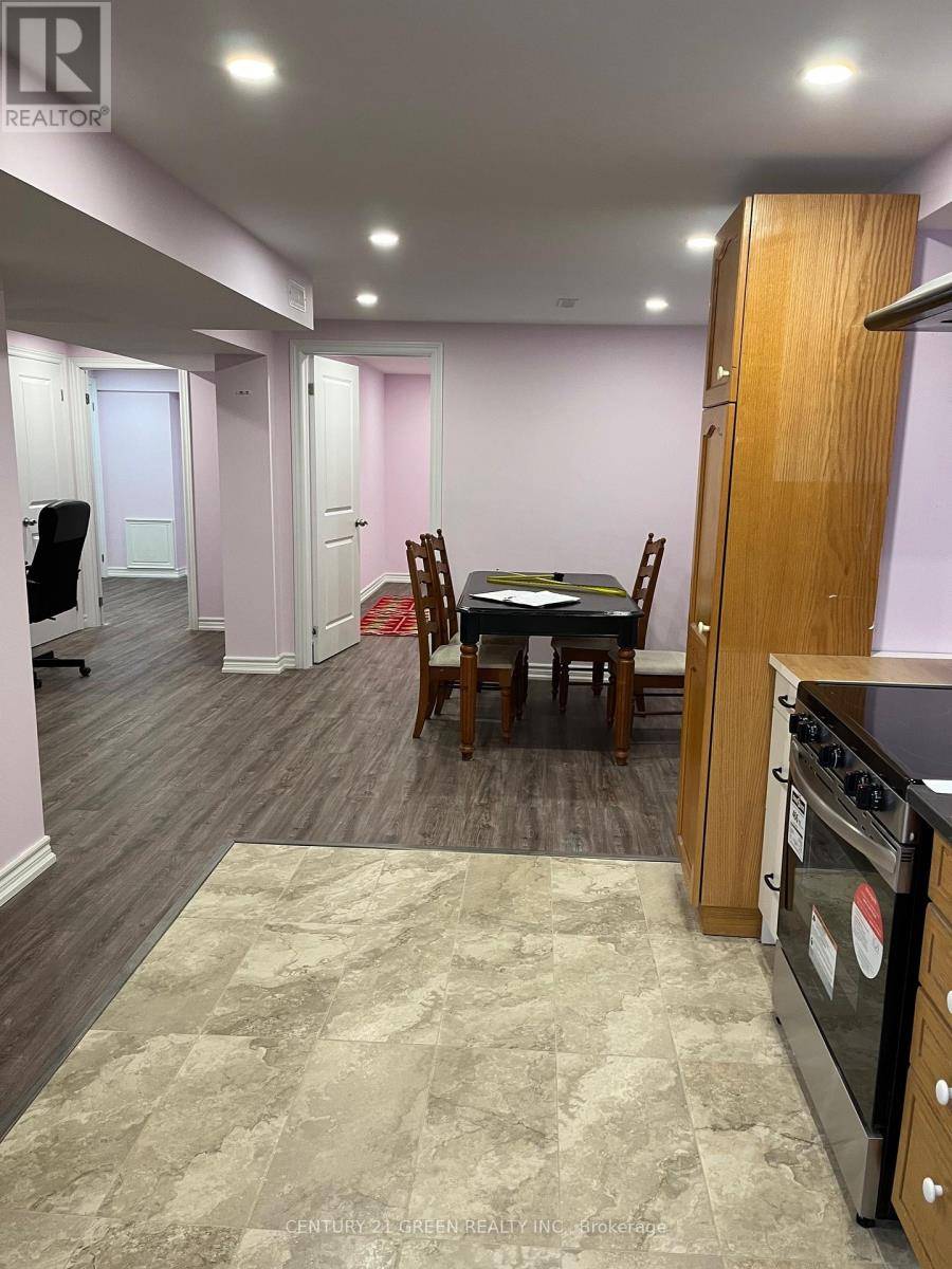 Mississauga (hurontario), ON L5R2W2,5091 Sunray DR #Bsmt