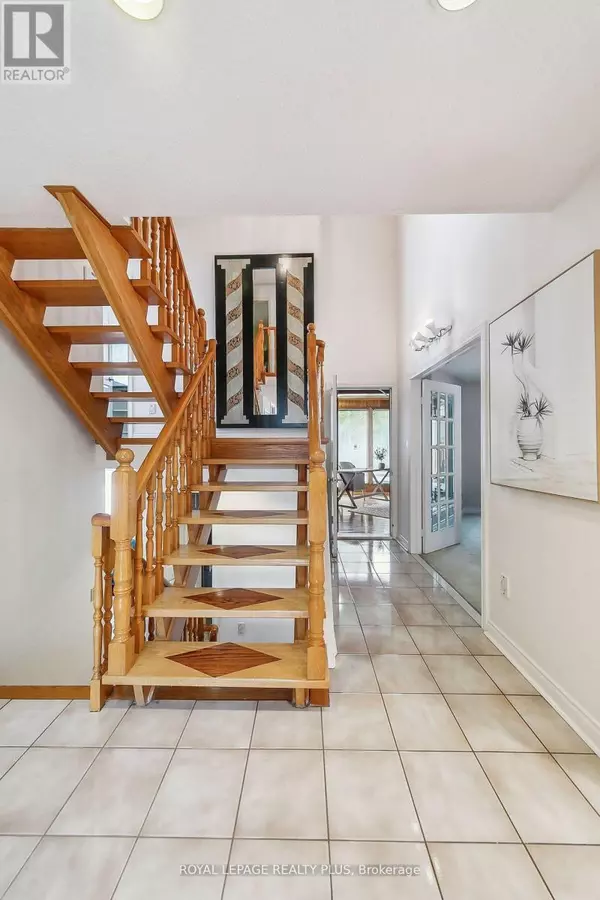 Mississauga (rathwood), ON L4W4E4,4143 TAPESTRY TRAIL
