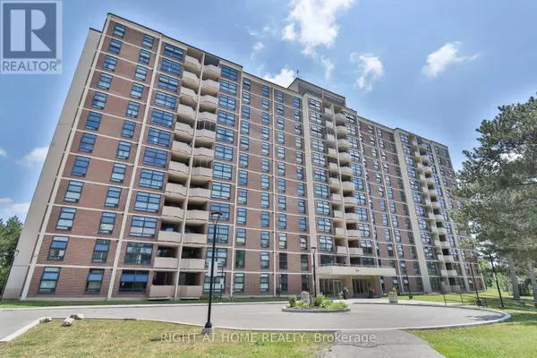 Toronto (black Creek), ON M3N2P3,335 Driftwood AVE #909
