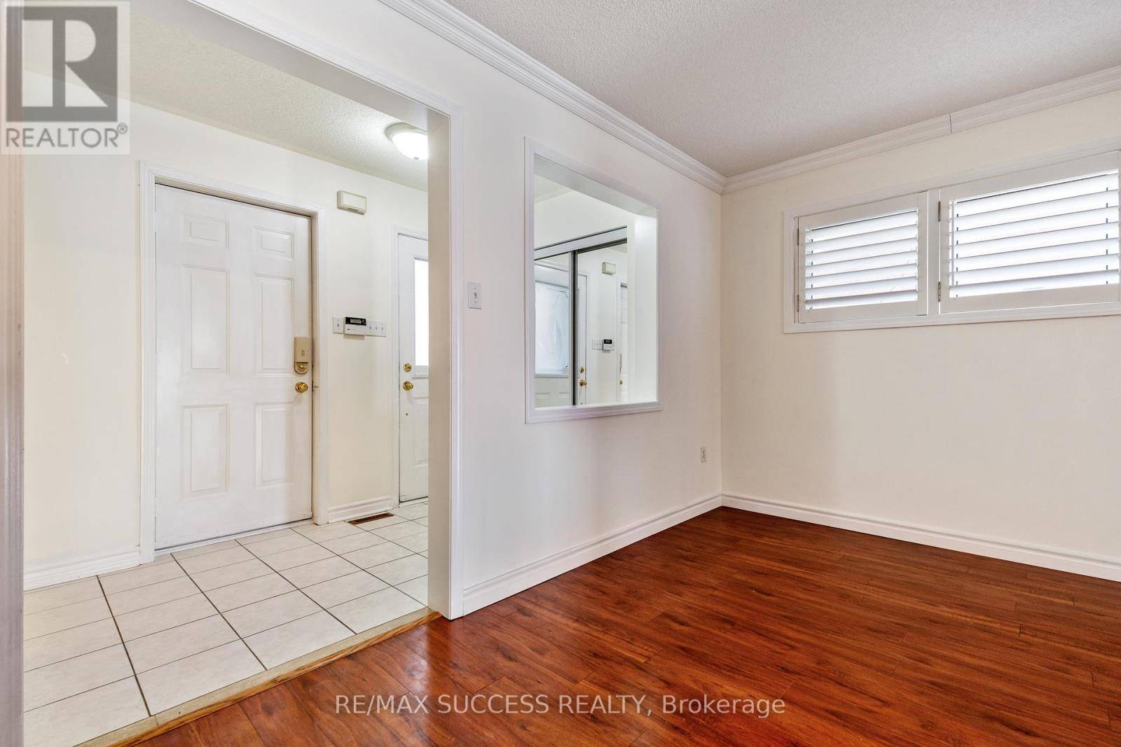 Mississauga (lisgar), ON L5N8H3,3752 MILKWOOD CRESCENT