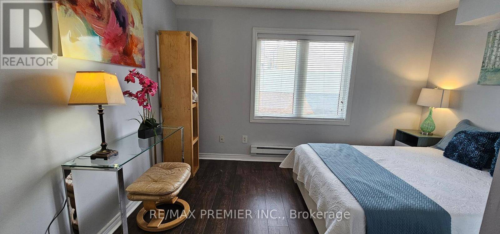 Toronto (dovercourt-wallace Emerson-junction), ON M6P4H8,175 Rankin CRES #201